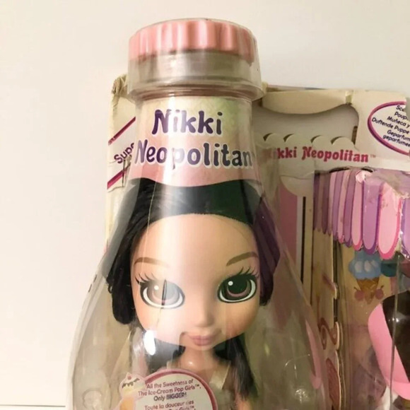 MGA Yummi Land Ice Cream Pop Girls Nikki Neopolitan 12 Inch Doll Damaged Box - Picture 2 of 16